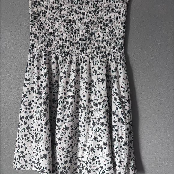 Floral Strapless Dress - Picture 7 of 7